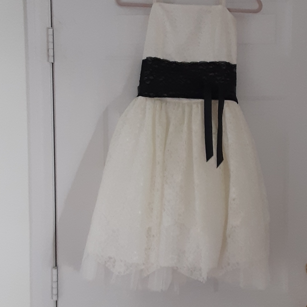 Girls dress